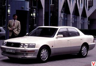 Lexus LS